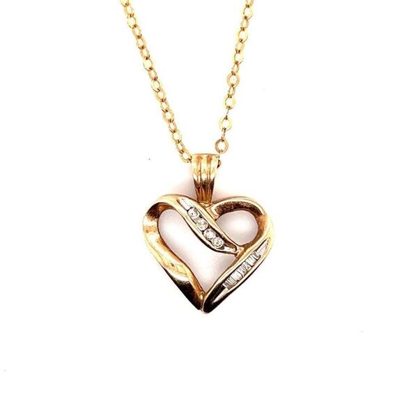 10k Round/Baguette Diamonds Heart Pendant Necklace - Picture 1 of 8